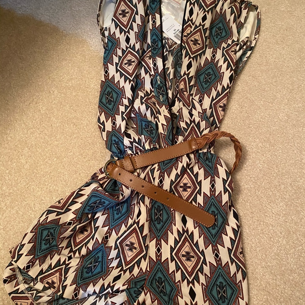 Belted pattered dress!